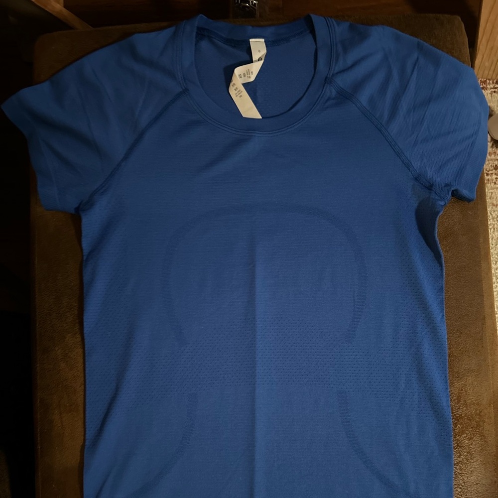 Lululemon run swiftly tech shirt sleeve shirt
